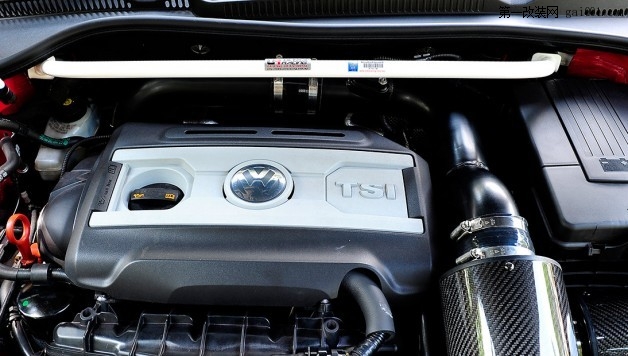 Ultra_Racing_Volkswagen_Golf_GTI_MK6-628x356.jpg