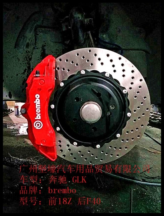 奔驰GLK装brembo前后刹车套装01.jpg