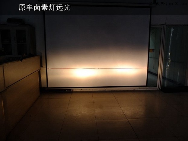 南京阿特兹大灯改装小系Q5透镜飞利浦灯泡及奥兹姆安定器