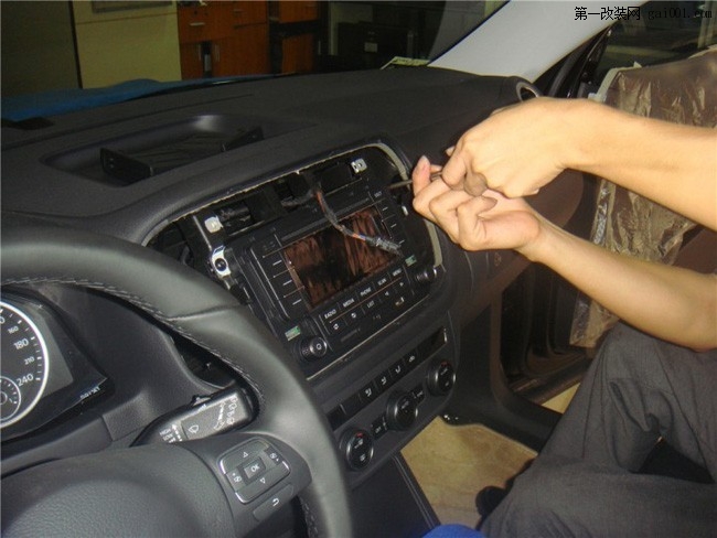 途观升级导航改装歌乐大众专车专用DVD导航机NX403CBR