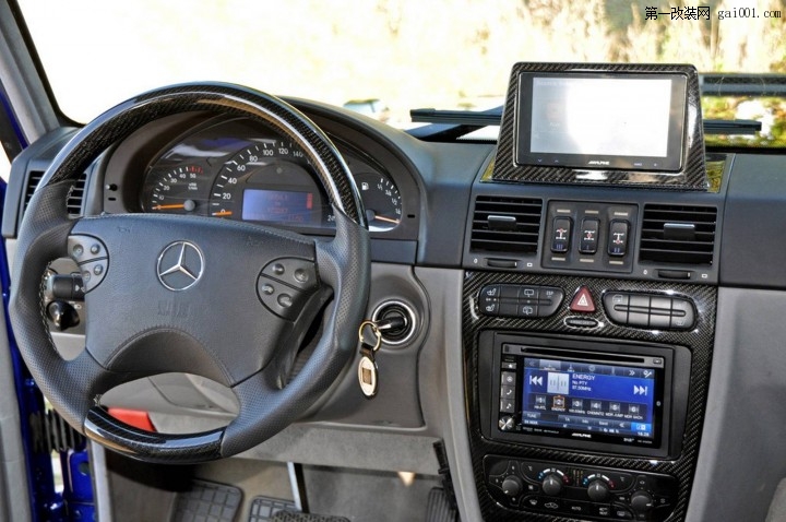 mercedes-benz-g-class-11.jpg