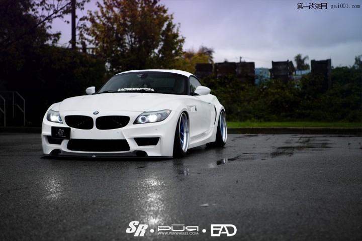 this-wide-and-low-bmw-z4-looks-like-a-honda-photo-gallery_7.jpg