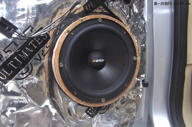 福特S-MAX音响升级改装德国ETON音响——大连苹果唱响