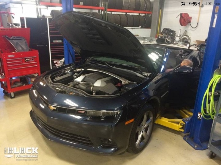 2014-camaro-z28-convertible-11.jpg