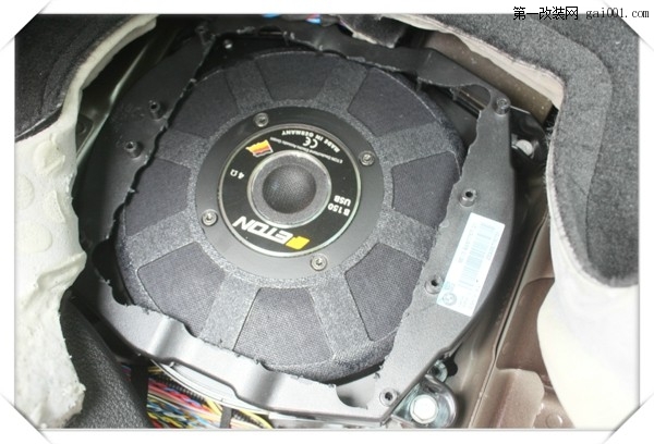 宝马X5 无损升级全套德国ETON汽车音响