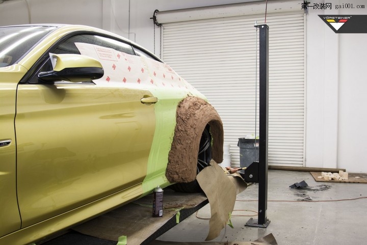 vorsteiner-working-on-wide-body-kit-for-2015-bmw-m4-here-s-how-its-made-video_3.jpg