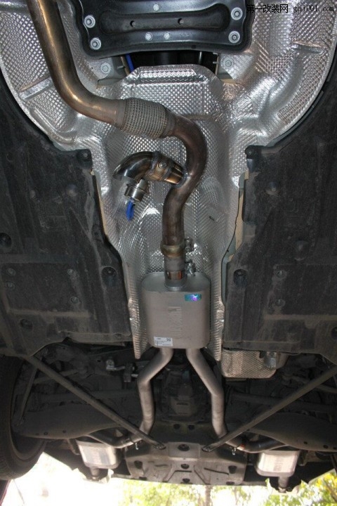 奔驰SLK200-改装排气管-澳洲雷鸟Thunder dird