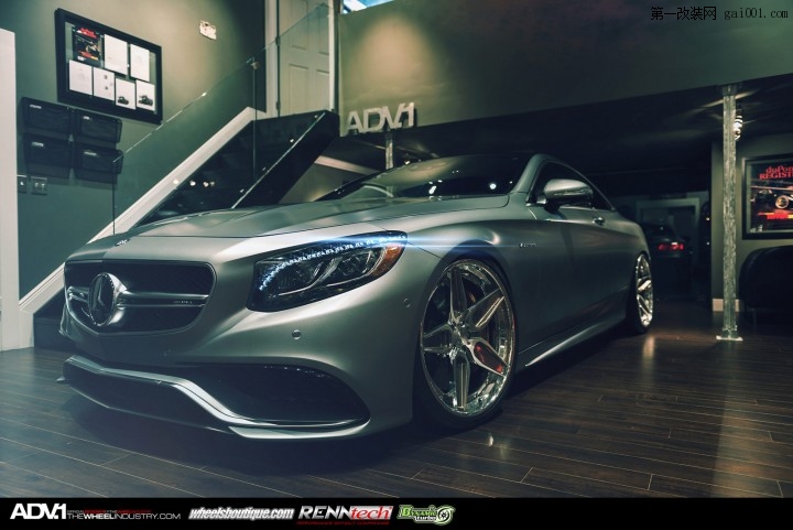 ADV.1 Wheels改装磨砂灰色梅赛德斯-奔驰S63 AMG