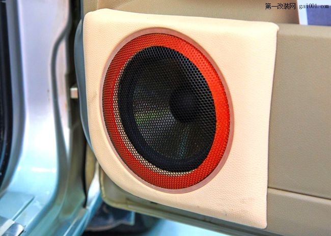 福特福克斯音响升级改装德国ETON音响——盐步留声机