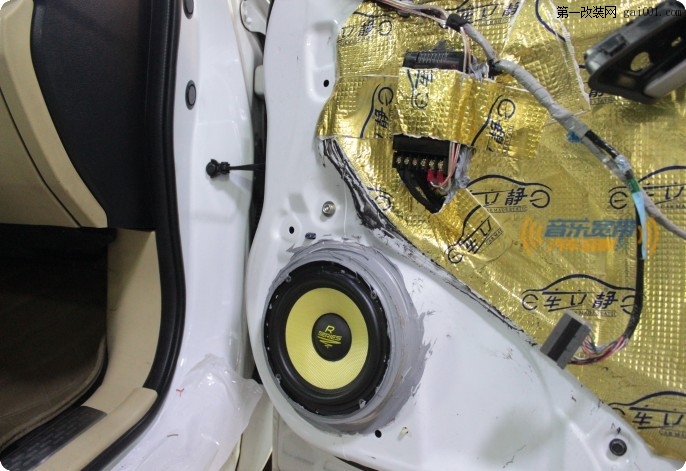 本田歌诗图全车隔音案例分享 音响改装德国乐斯登R165喇叭