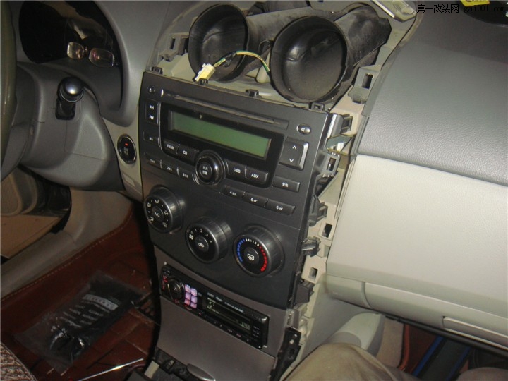 【比亚迪G3】汽车音响改装的作用好处，阿尔派9887主机倒...