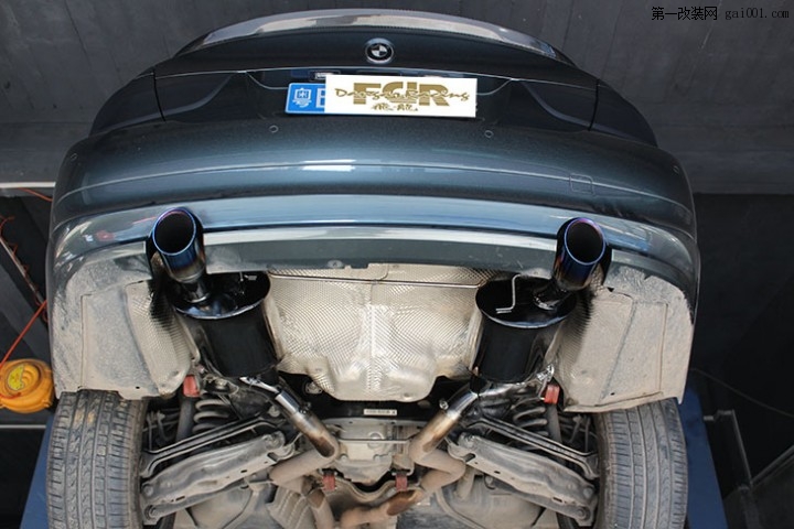 宝马3系改装尾段双阀门排气管