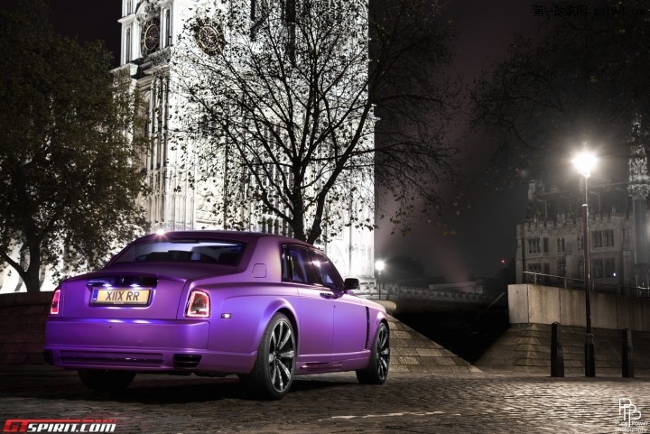 哑光紫MANSORY劳斯莱斯幻影晕眩在伦敦