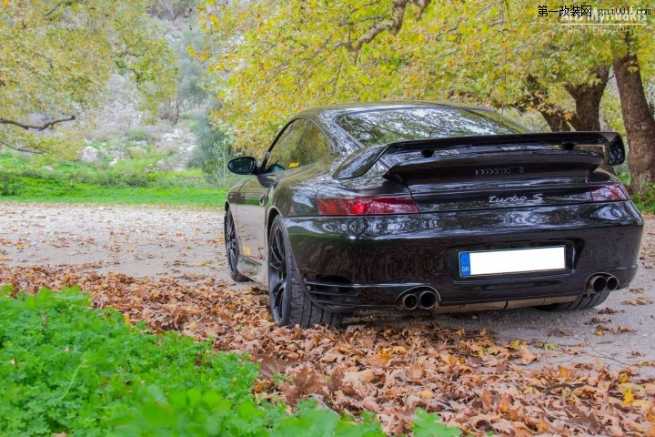 9ff公司保时捷911双涡轮增压超1000HP