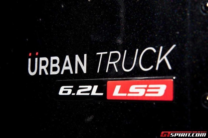 Urban Truck改装升级路虎Defender