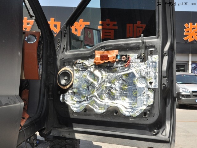 北京汽车音响专业改装集结车尚伊顿RSE160改装乔治巴顿