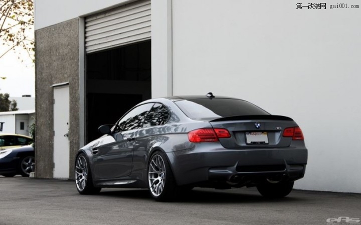 E92-BMW-M3-by-European-Auto-Source-15.jpg