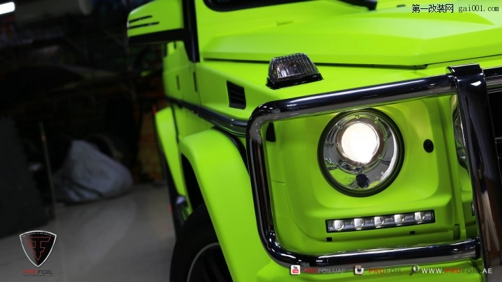 g63-amg-gets-neon-yellow-wrap-from-profoil-video_9.jpg