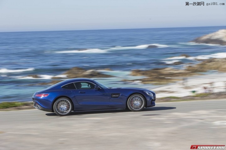 mercedes-amg-gt-s-brilliant-blue-11.jpg