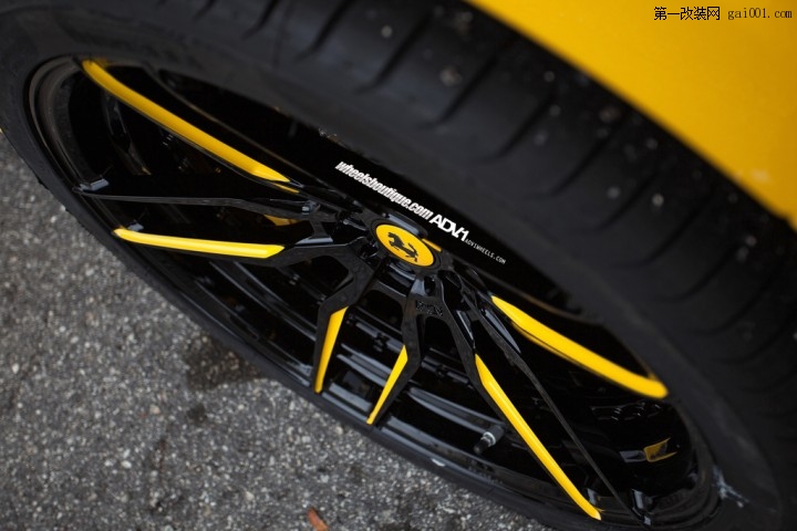 黄色法拉利458 Italia改装ADV.1 Wheels轮毂上身