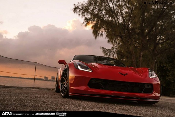 corvette-z06-7.jpg