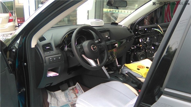西安汽车音响改装——上尚马自达CX-5音响升级意大利赫兹