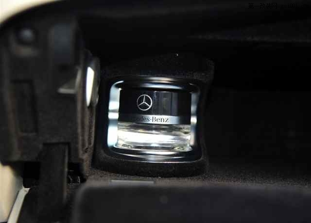 W222奔驰S320加装原厂香氛香薰系统价格作业图片