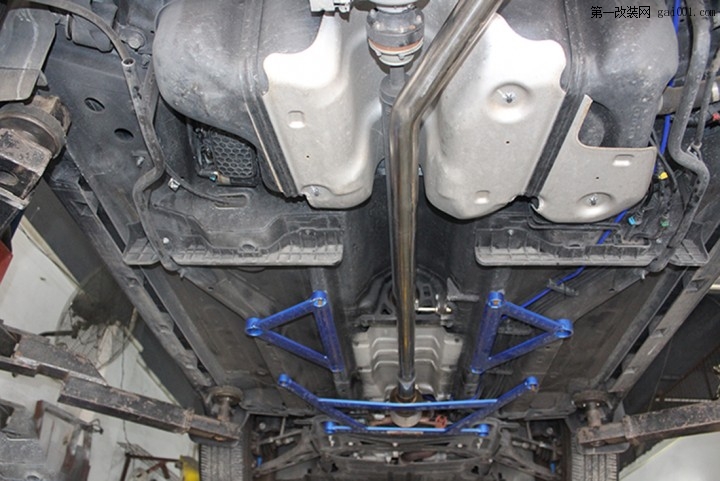 昂科拉改装FDR中尾段单阀门排气系统