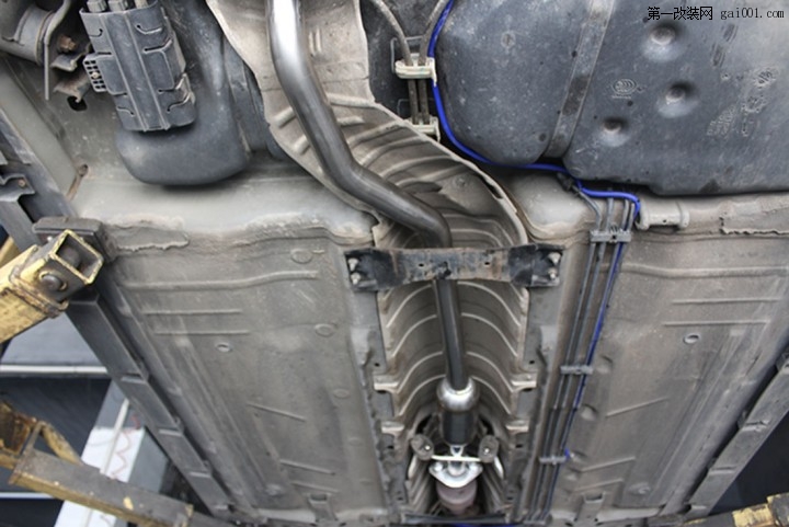 骐达改装FDR中尾段双阀门排气系统