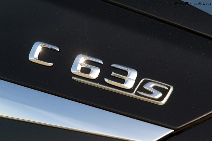 POSAIDON推出奔驰AMG-GT和C63性能套件