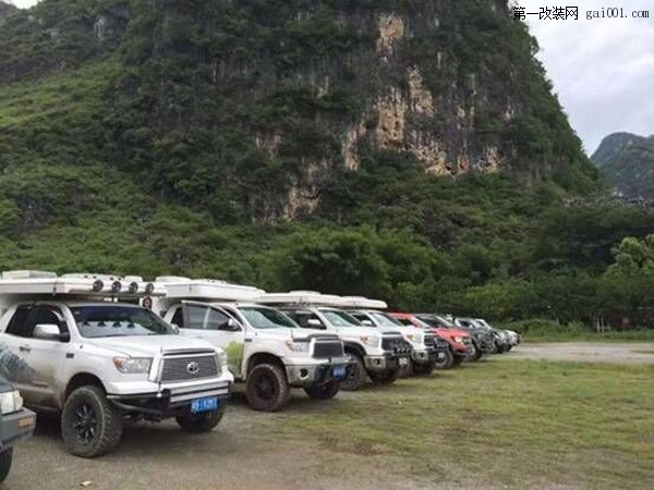 霸气外露的 越野房车 带你去想去的地方