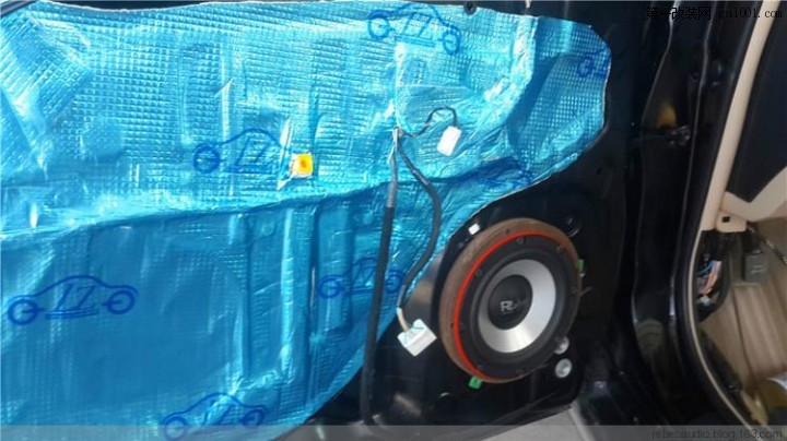 物超所值的汽车音响 锐志二次升级雷贝琴RS6A套装喇叭  