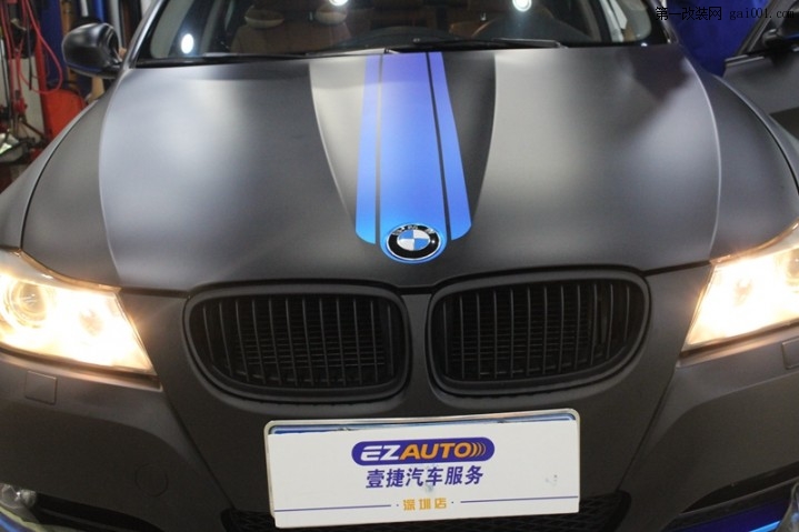 看捷豹XF华丽的变身 捷豹XF汽车全车身贴艾力珠光蓝改色膜