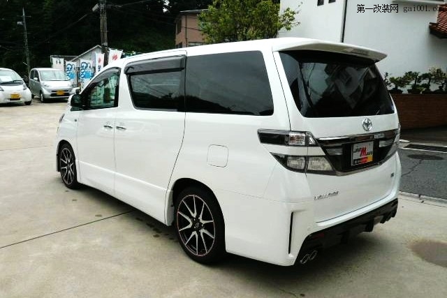 丰田埃尔法改装丰田VELLFIRE GS包围