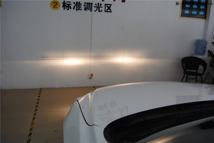 深圳市炫客改灯昂科塞拉大灯改装升级氙气灯，双光透镜