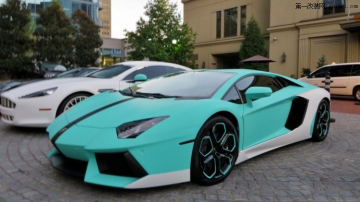 Aventador3.jpg