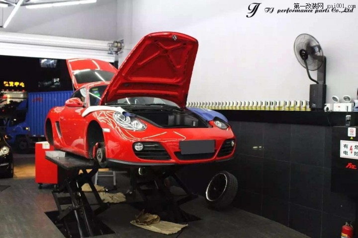深圳特嘉：Bilstein suspension on Porsche Cayman 987.2