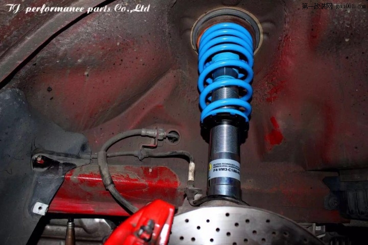 深圳特嘉：Bilstein suspension on Porsche Cayman 987.2