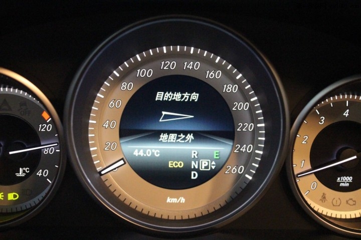 天津奔驰E260导航倒影轨迹雷达天津小吕天津欧娜车品