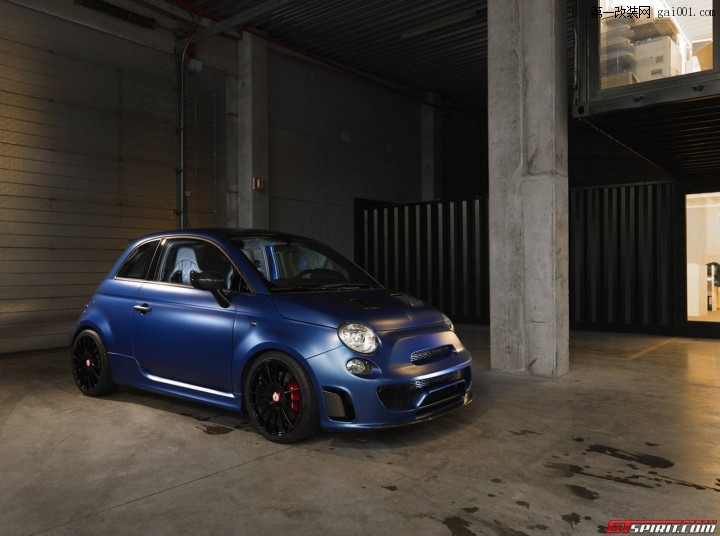 Pogea Racing改装菲亚特的Abarth500