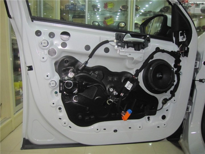武汉凯歌汽车音响2015年新款408惠威汽车音响改装