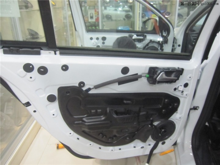 武汉凯歌汽车音响2015年新款408惠威汽车音响改装