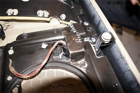 东莞擎峰汽车影音-沃尔沃S80改装音响感受音乐的魔力