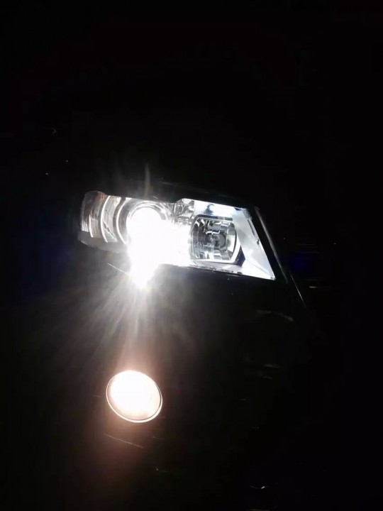长城h6灯光升级q5透镜 深圳光速车改改灯