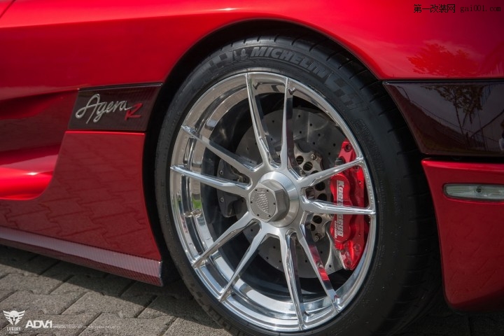 ADV.1 Wheels改装Koenigsegg Agera R Stuns