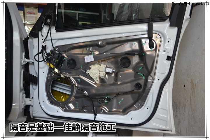 平淡之中的不平凡—武汉音乐之声奔驰GLK300汽车音响改装