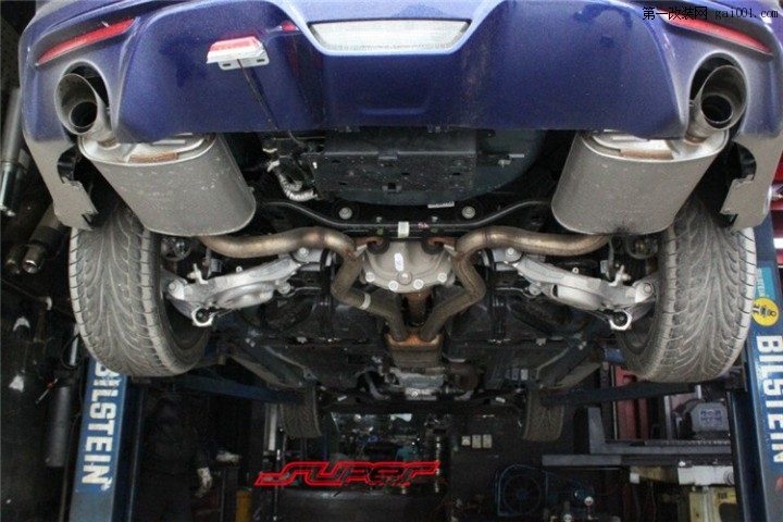 福特野马2.3T：新车升级改装雷鸟中尾左右单出阀门排气管....