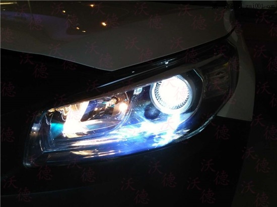 起亚K4车灯升级近光位Q5双光透镜替换原车的单光透镜氙气...