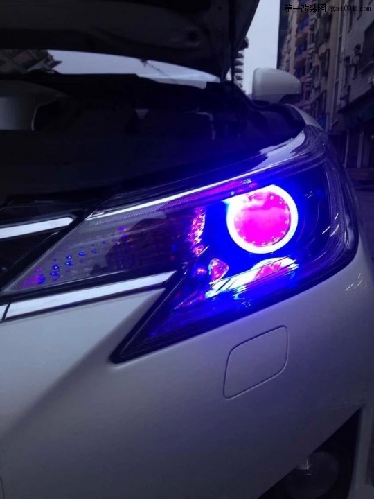 锐志、普力马同步升级Q5透镜深圳光速车改改灯