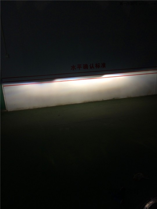 郑州新视界改灯 奔驰GLK改装海拉五透镜欧司朗CBI氙气灯
